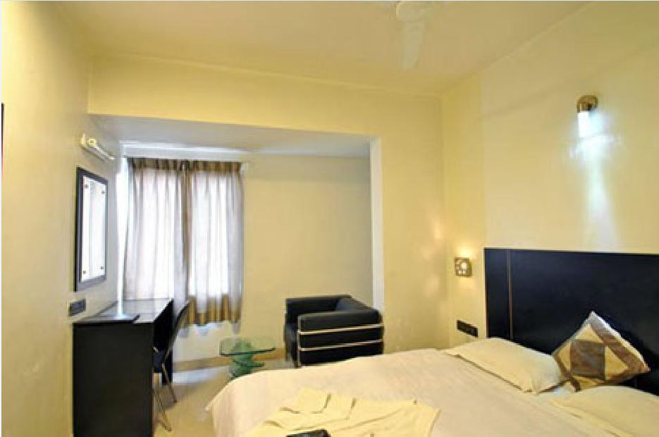 Hotel T.A.P. Gold Crest Μπανγκαλόρ Δωμάτιο φωτογραφία