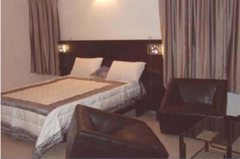 Hotel T.A.P. Gold Crest Μπανγκαλόρ Δωμάτιο φωτογραφία